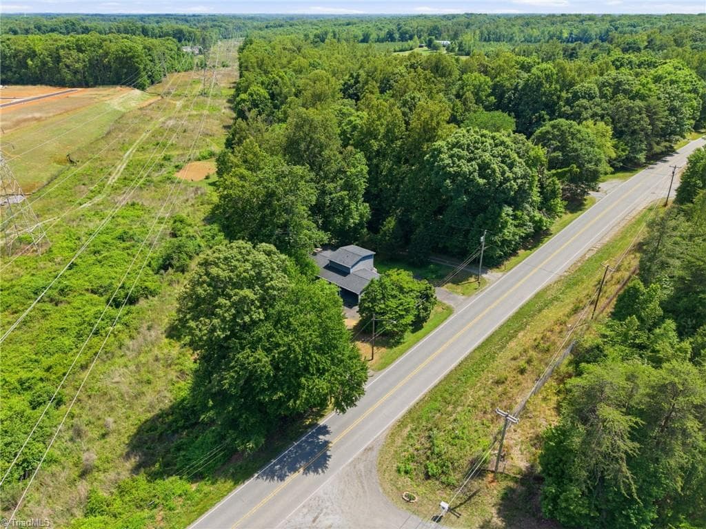 Stick/Site Built at 4701 New Walkertown Road, Walkertown NC 27051, Walkertown, photo 37 of 42