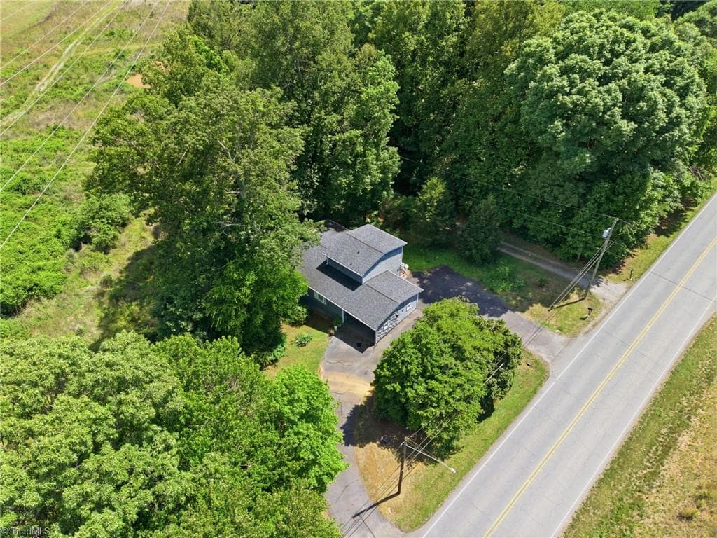 Stick/Site Built at 4701 New Walkertown Road, Walkertown NC 27051, Walkertown, photo 40 of 42