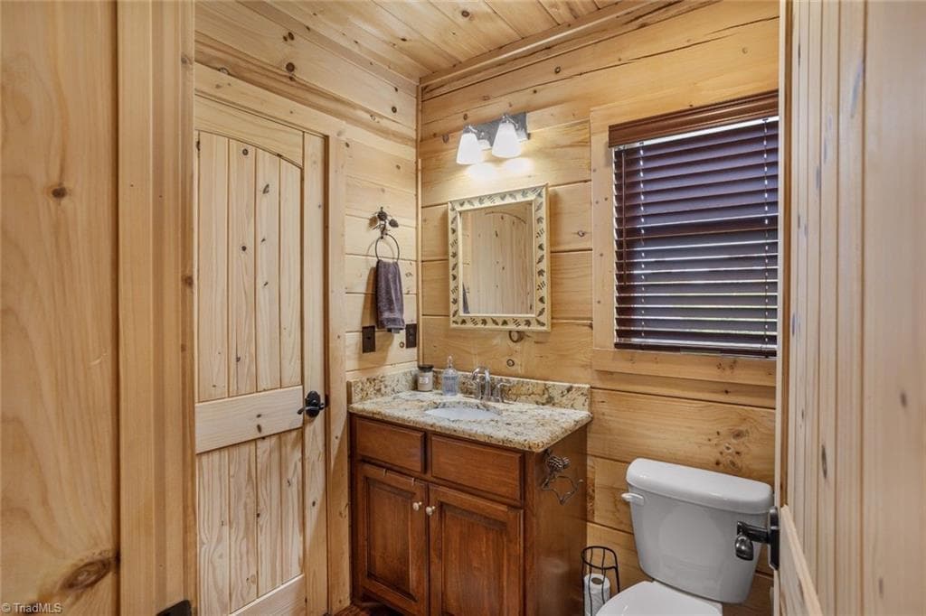 Stick/Site Built at 1732 Waters Edge Drive, Granite Falls NC 28630, Granite Falls, photo 27 of 41