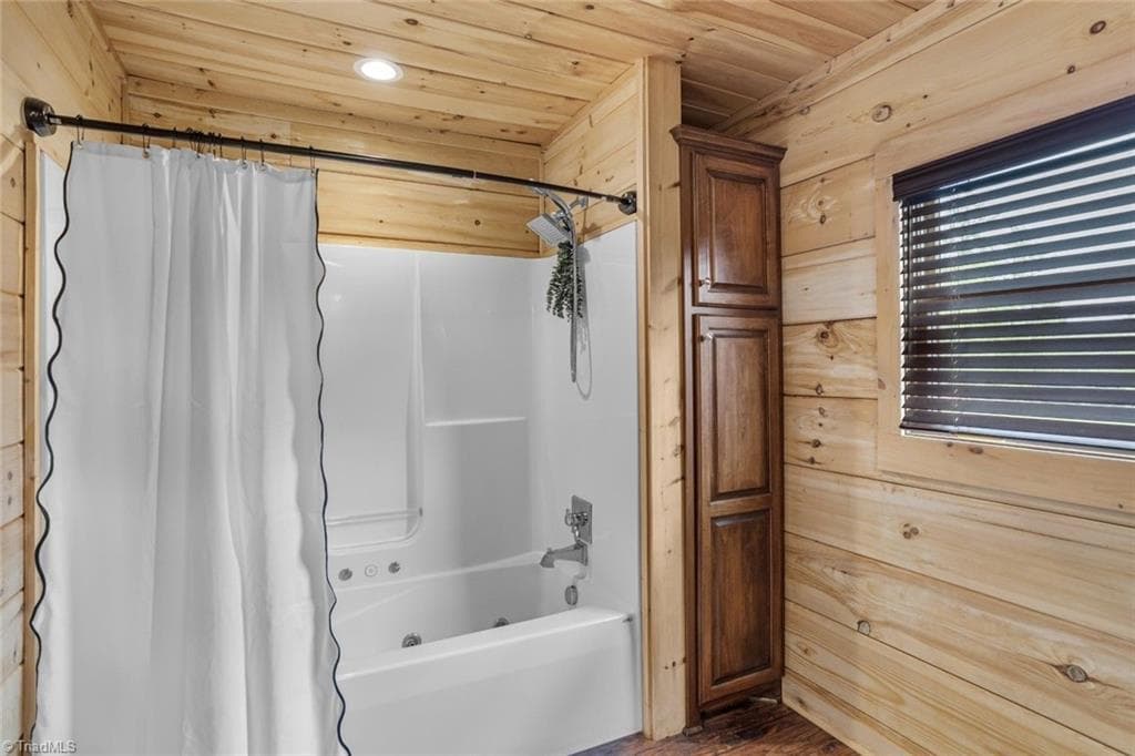 Stick/Site Built at 1732 Waters Edge Drive, Granite Falls NC 28630, Granite Falls, photo 24 of 41