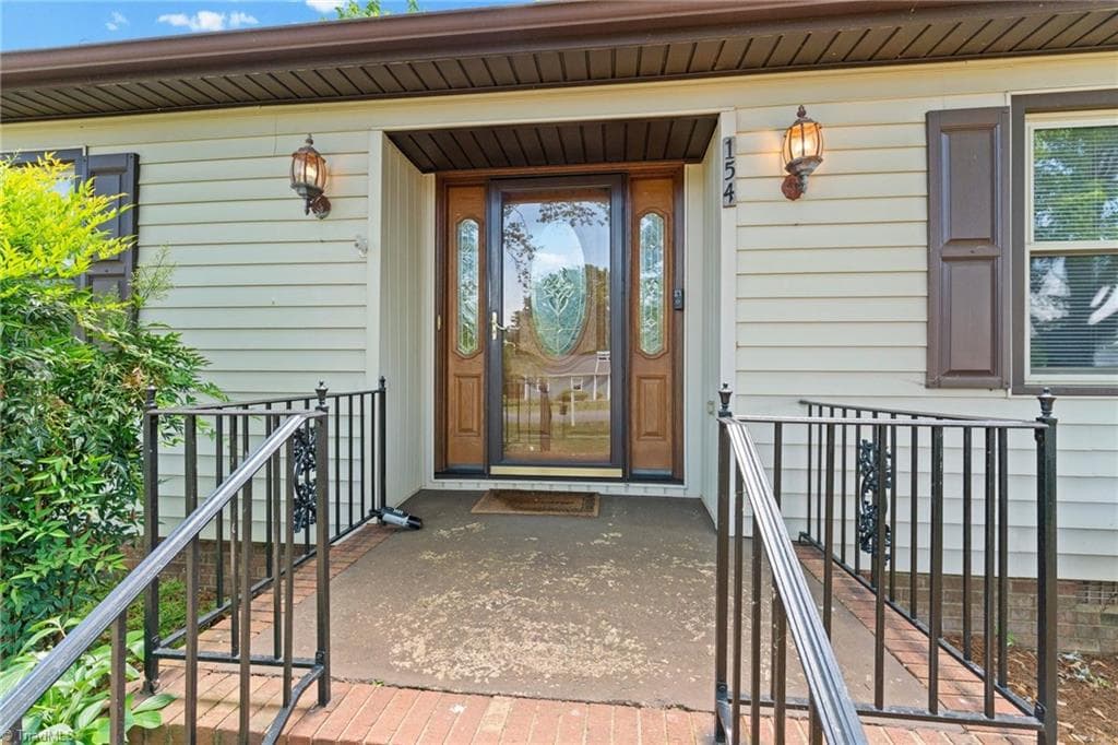 Stick/Site Built at 154 Meadowview Road, Mocksville NC 27028, photo 3 of 29