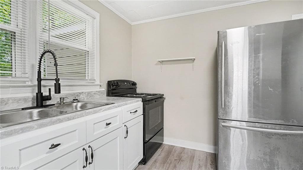Stick/Site Built at 532 Cranbrook Street, Greensboro NC 27407, photo 16 of 31