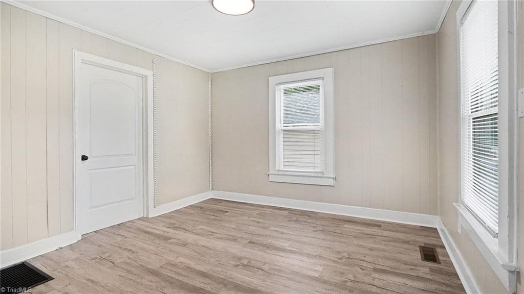Stick/Site Built at 532 Cranbrook Street, Greensboro NC 27407, photo 9 of 31