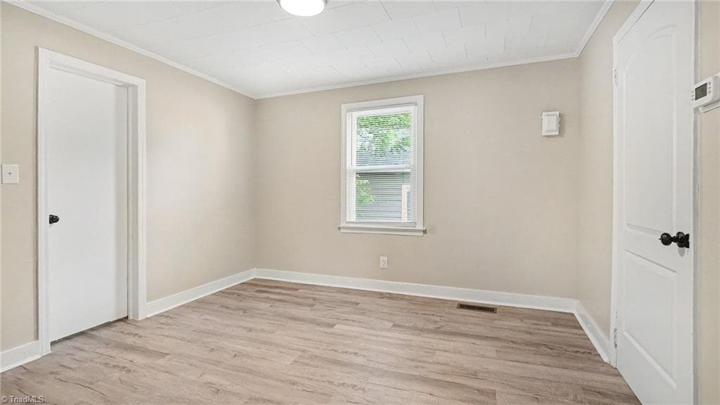 Stick/Site Built at 532 Cranbrook Street, Greensboro NC 27407, photo 14 of 31