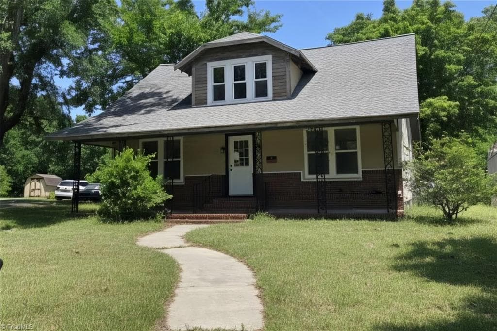 312 Culbreth Avenue, Thomasville NC 27360