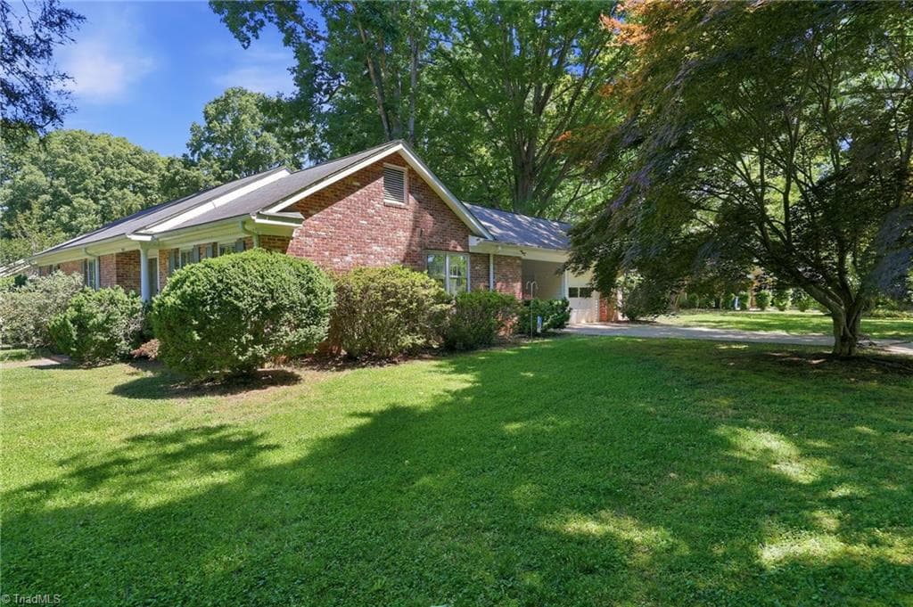 Stick/Site Built at 401 White Oaks Drive, Salisbury NC 28147, Salisbury, photo 2 of 18