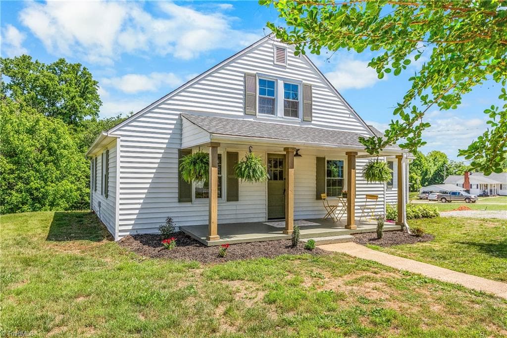 159 Decatur Avenue, Elkin NC 28621
