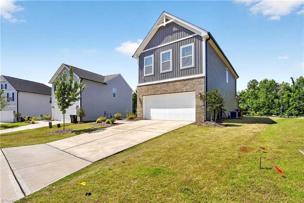 Stick/Site Built at 5141 Reedy Creek Farm Circle, Greensboro NC 27405, photo 6 of 41