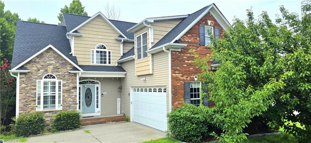 215 Clubmoss Way, Clemmons NC 27012