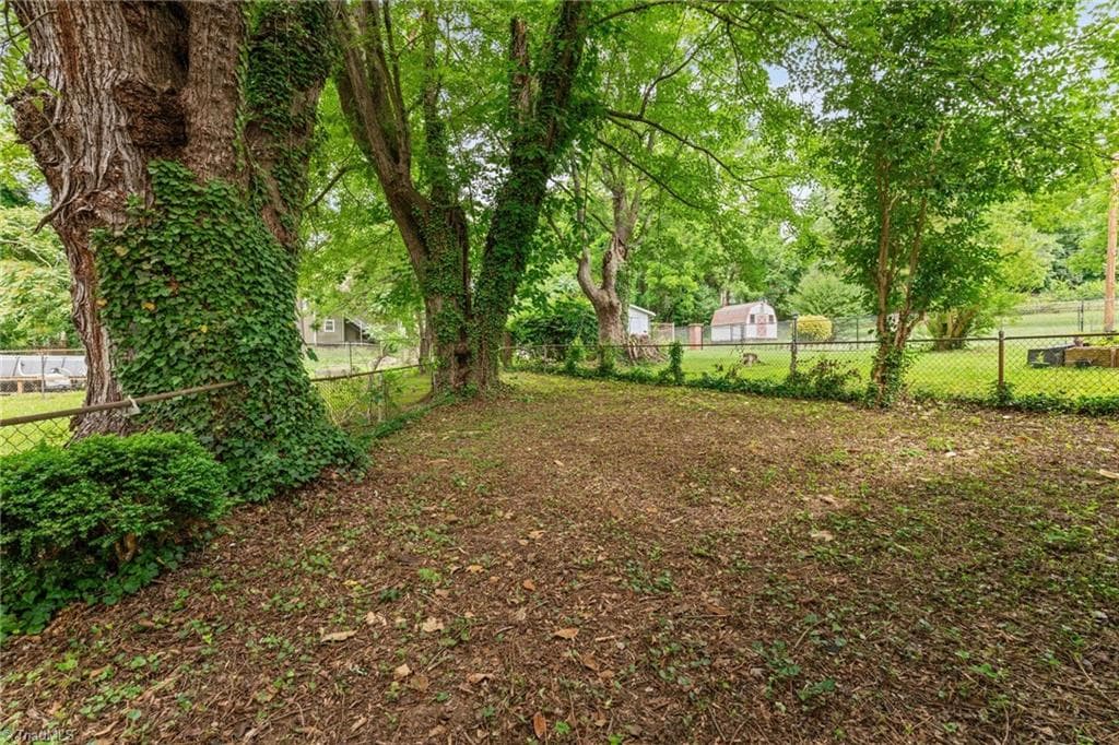 Stick/Site Built at 828 Ferrell Avenue, Winston-Salem NC 27101, Winston-Salem, photo 35 of 38