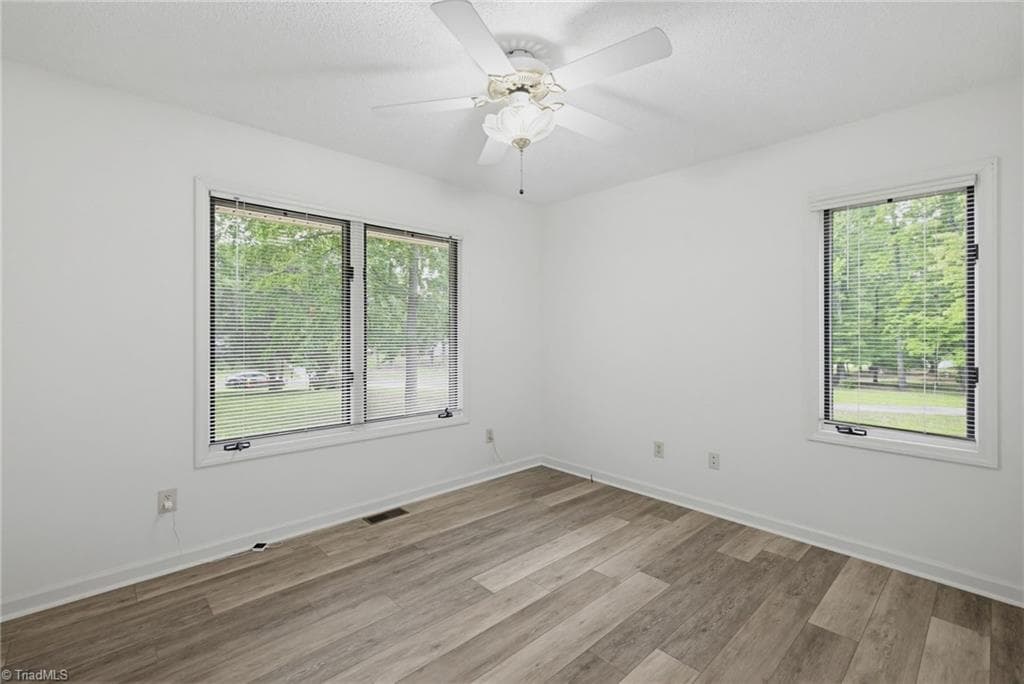 Stick/Site Built at 104 Willowbrook Drive, Thomasville NC 27360, photo 25 of 50
