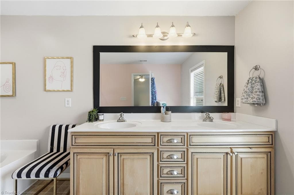 Stick/Site Built at 4019 Comrie Lane, Burlington NC 27215, Burlington, photo 16 of 33