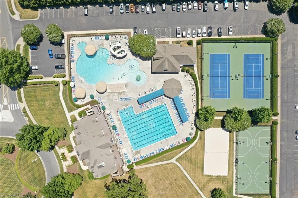 Stick/Site Built at 4019 Comrie Lane, Burlington NC 27215, Burlington, photo 32 of 33