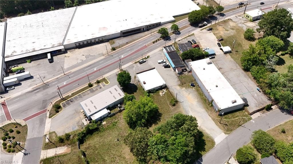 Retail at 2029 E Market Street, Greensboro NC 27401, Greensboro, photo 23 of 27
