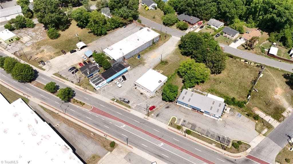 Retail at 2029 E Market Street, Greensboro NC 27401, Greensboro, photo 22 of 27