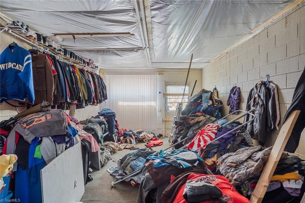 Retail at 2029 E Market Street, Greensboro NC 27401, Greensboro, photo 19 of 27