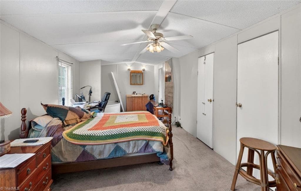 Manufactured Home at 1709 Bud Tilley Road, Pinnacle NC 27043, photo 6 of 9