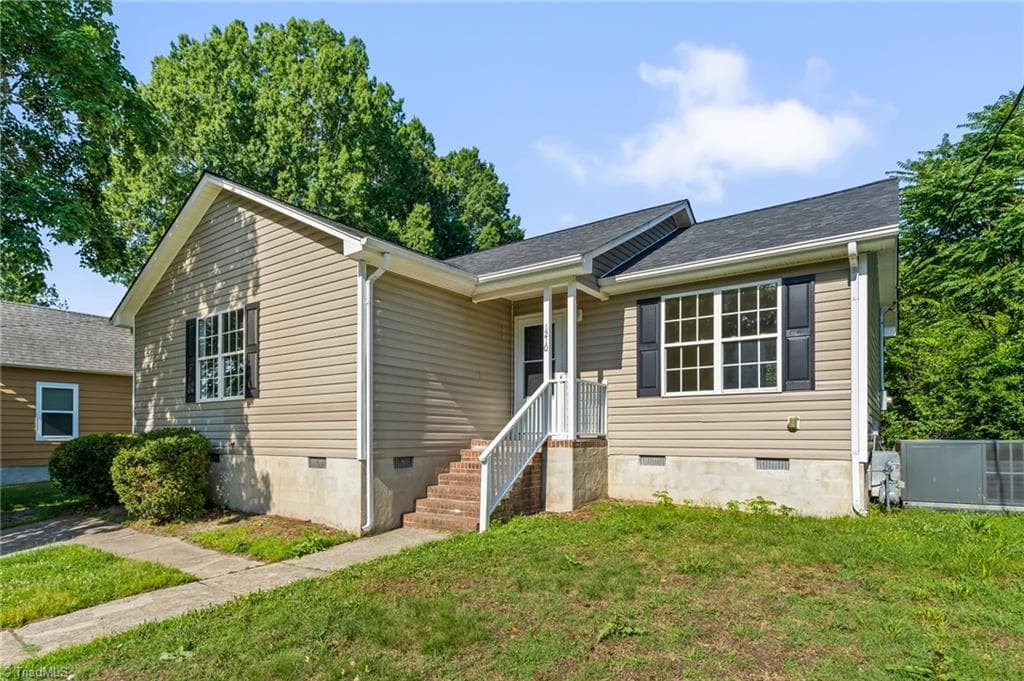Stick/Site Built at 1210 Pearson Street, Greensboro NC 27406, photo 3 of 41