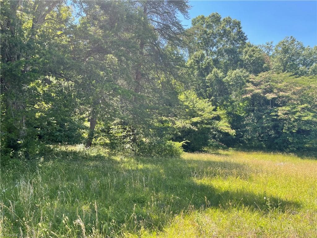 1306 WHITE Street, Lexington NC 27292