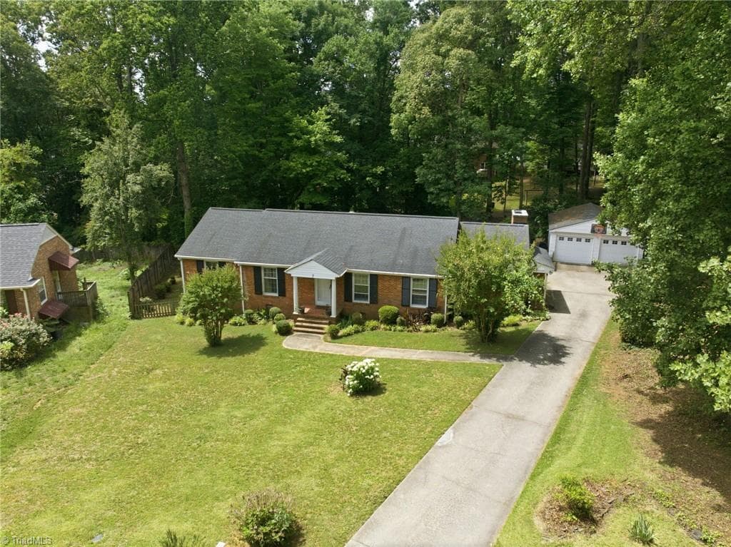 Stick/Site Built at 5 Leawood Court, Greensboro NC 27410, photo 36 of 37