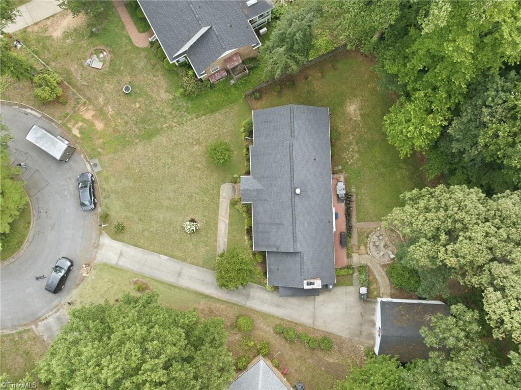 Stick/Site Built at 5 Leawood Court, Greensboro NC 27410, photo 37 of 37