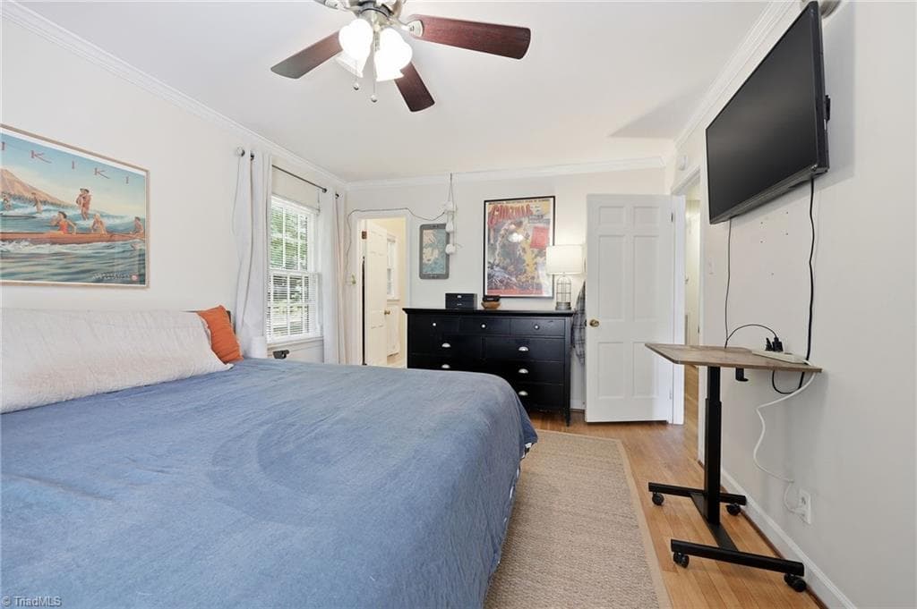 Stick/Site Built at 5 Leawood Court, Greensboro NC 27410, photo 19 of 37