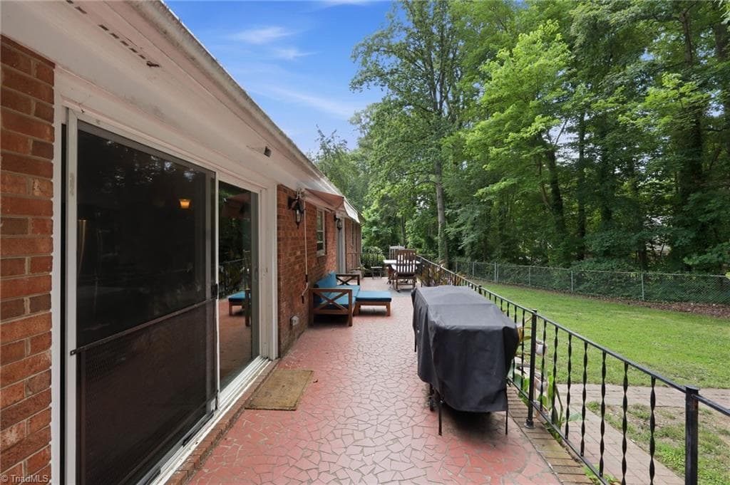 Stick/Site Built at 5 Leawood Court, Greensboro NC 27410, photo 25 of 37