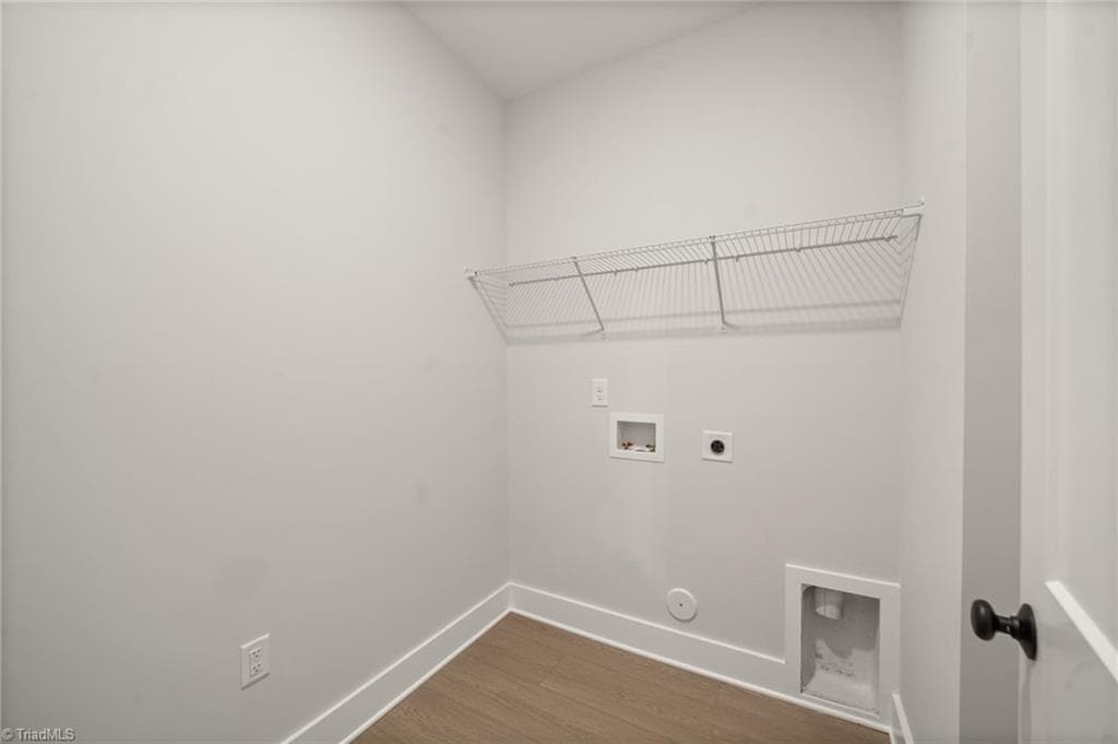 Stick/Site Built at 425 Bingham And Parks Road, Advance NC 27006, photo 7 of 45