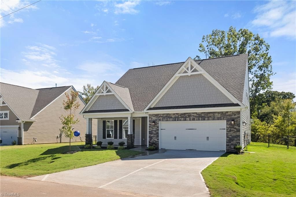 Stick/Site Built at 425 Bingham And Parks Road, Advance NC 27006, photo 3 of 45