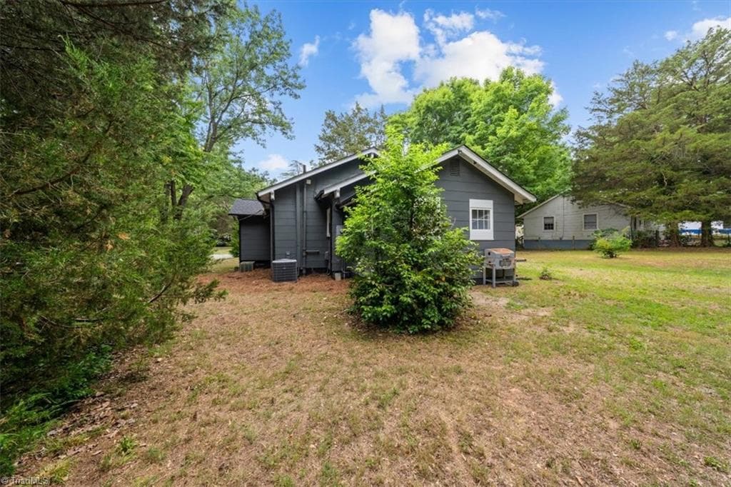 Stick/Site Built at 1752 Argonne Boulevard, Winston-Salem NC 27107, Winston-Salem, photo 22 of 29