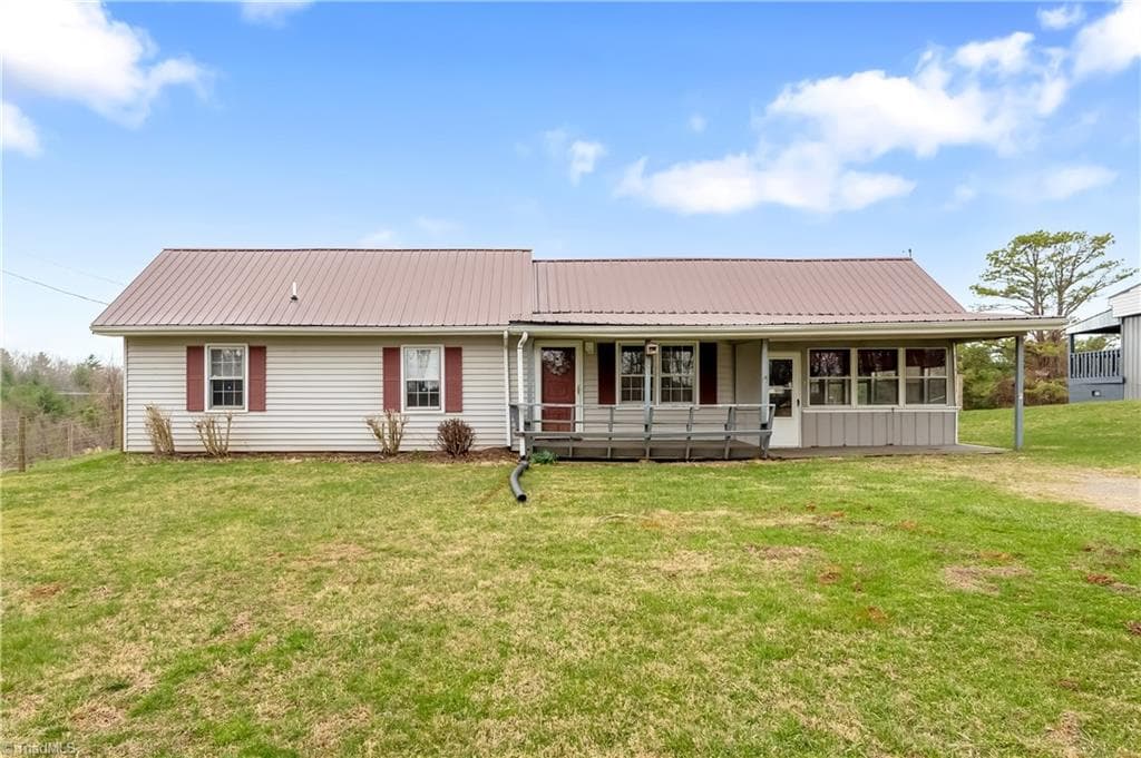 Stick/Site Built at 701 Lincoln Road, Galax VA 24333, Galax, photo 3 of 35