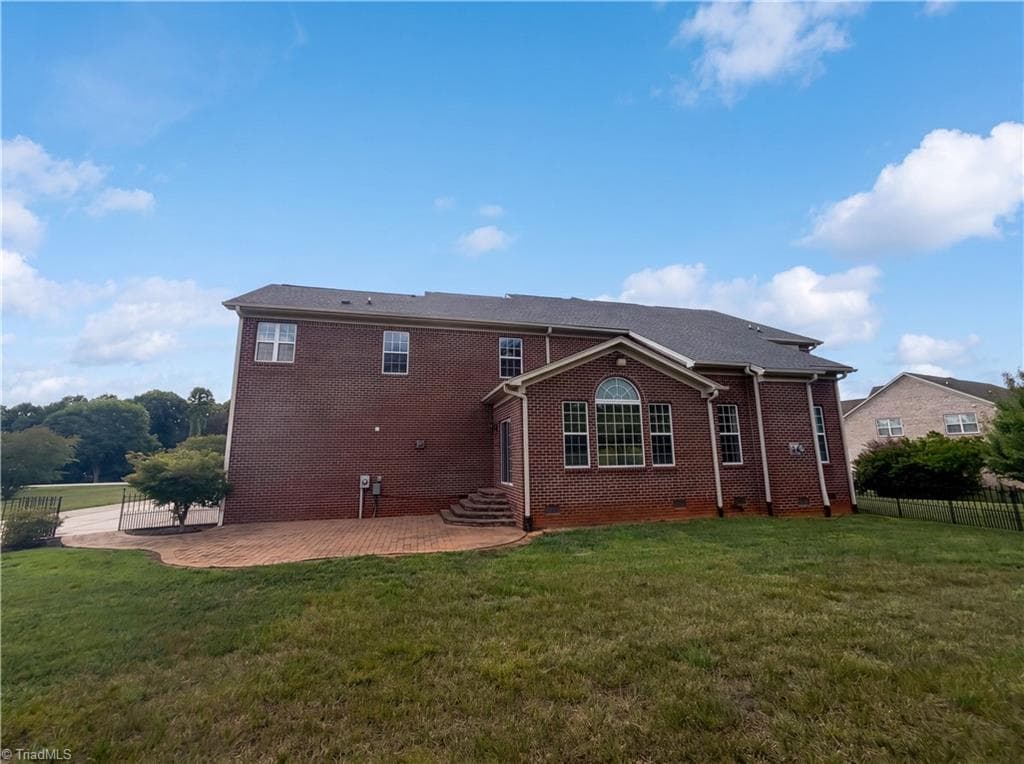 Stick/Site Built at 7791 Newhaven Drive, Oak Ridge NC 27310, Oak Ridge, photo 9 of 64