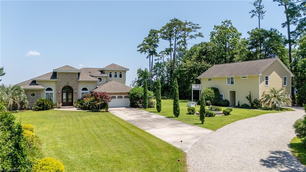 Stick/Site Built at 2391 Temples Point Road, Havelock NC 28532, photo 4 of 47