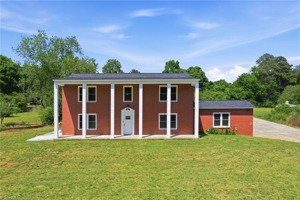 2016 Haw River Hopedale Road, Burlington NC 27217