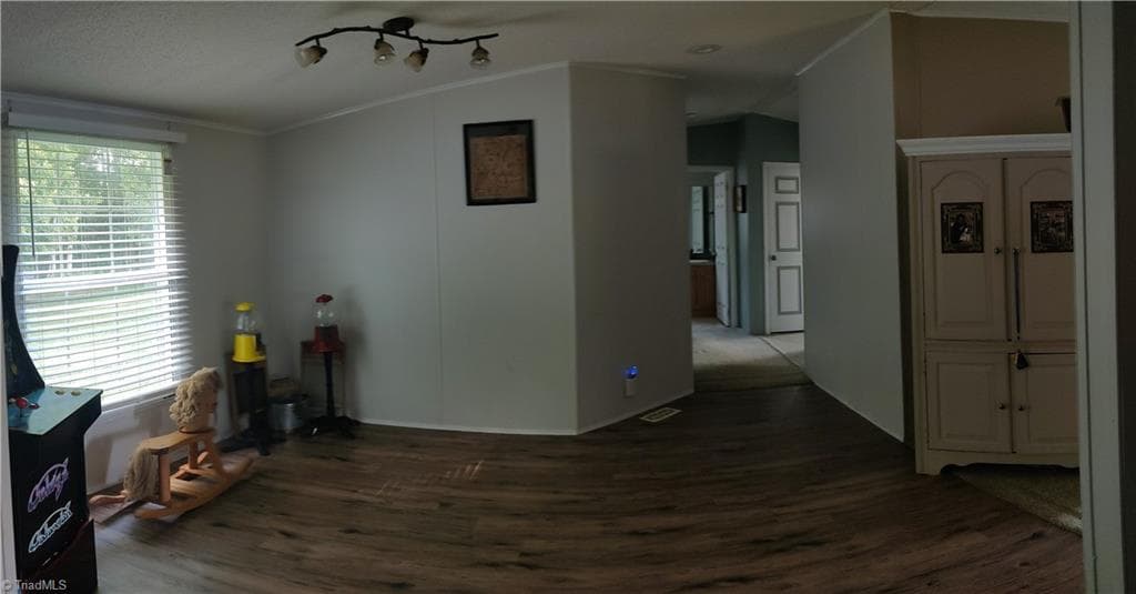 Manufactured Home at 1090 Chestnut Grove Road, King NC 27021, photo 25 of 35