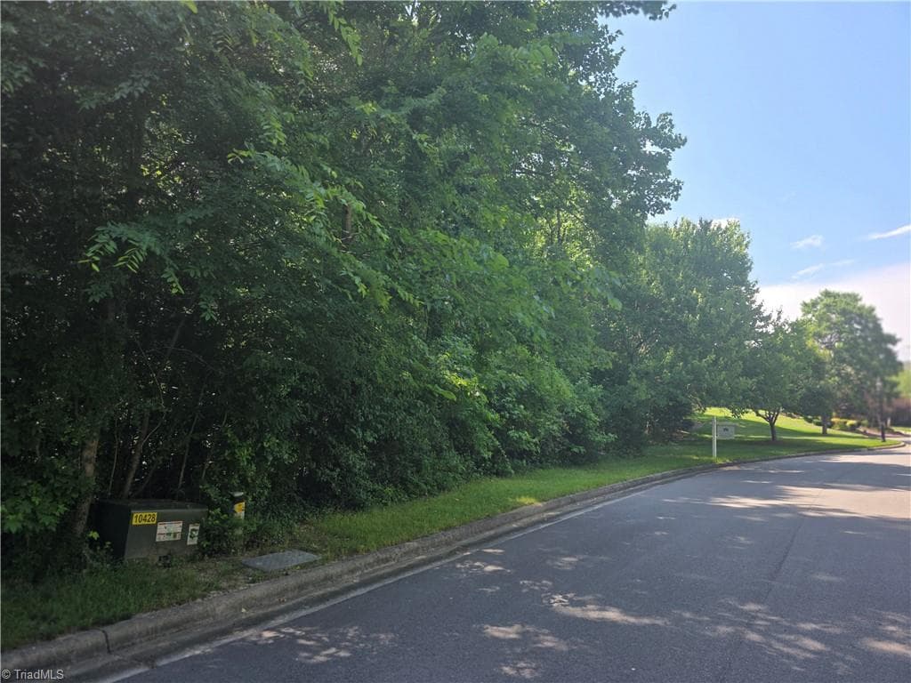 Stick/Site Built at 1207 Sturbridge Avenue, High Point NC 27262, High Point, photo 15 of 22