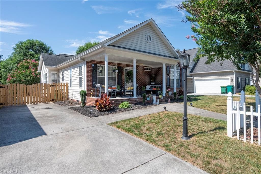 Stick/Site Built at 6648 Springfield Village Lane, Clemmons NC 27012, photo 2 of 49