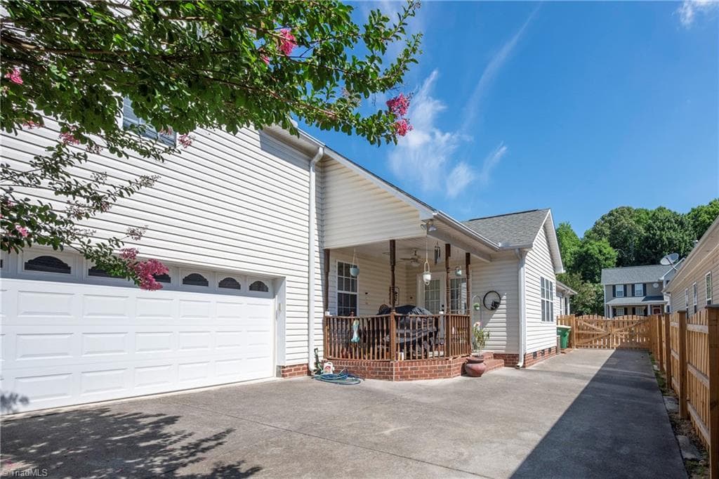 Stick/Site Built at 6648 Springfield Village Lane, Clemmons NC 27012, photo 42 of 49