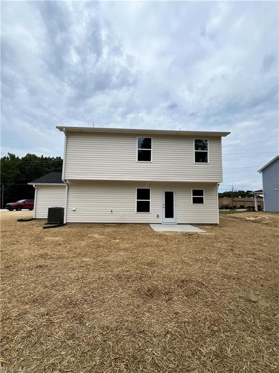 Stick/Site Built at 403 Unity Street, Thomasville NC 27360, photo 7 of 19