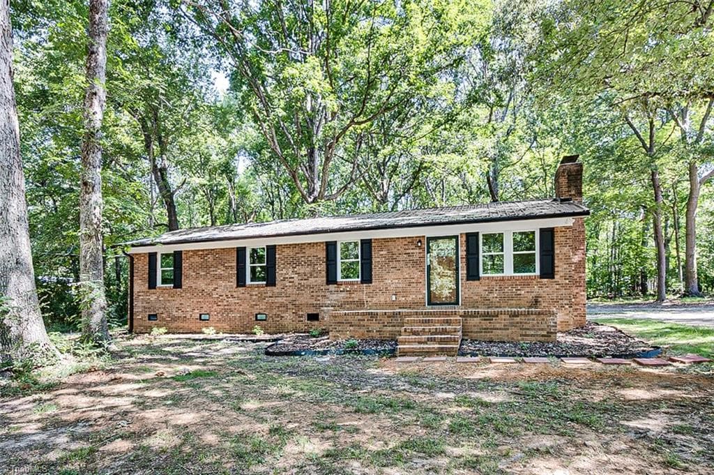 374 Yow Drive, Seagrove NC 27341