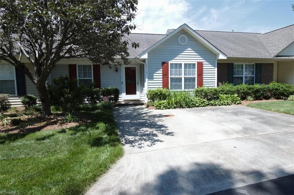 Stick/Site Built at 3141 Woodpoint Street, Jamestown NC 27282, Jamestown, photo 3 of 22