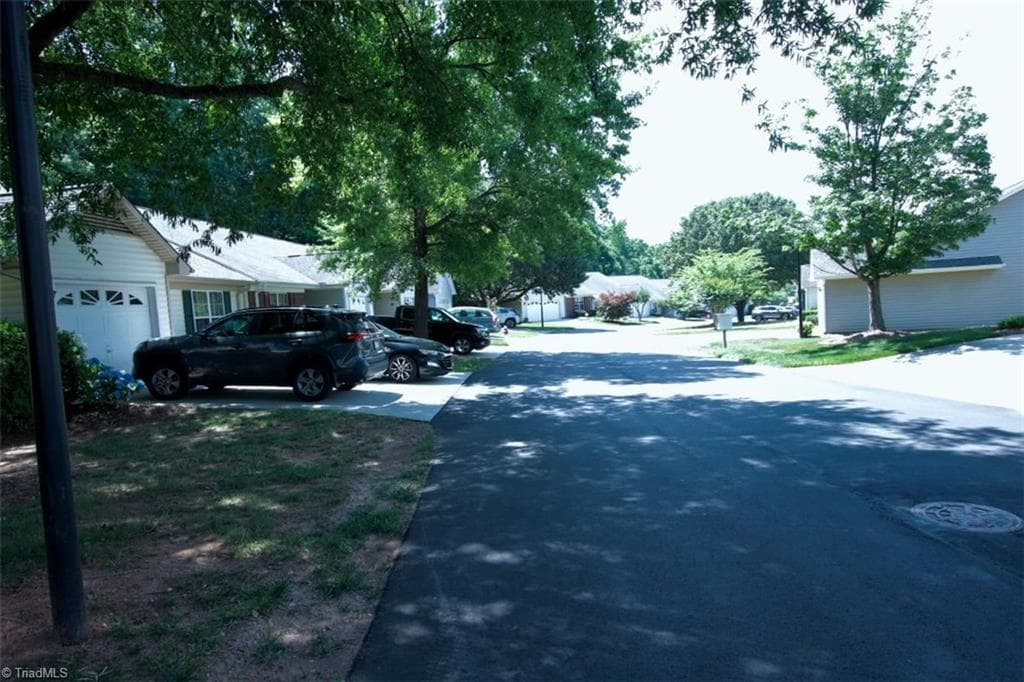 Stick/Site Built at 3141 Woodpoint Street, Jamestown NC 27282, Jamestown, photo 5 of 22