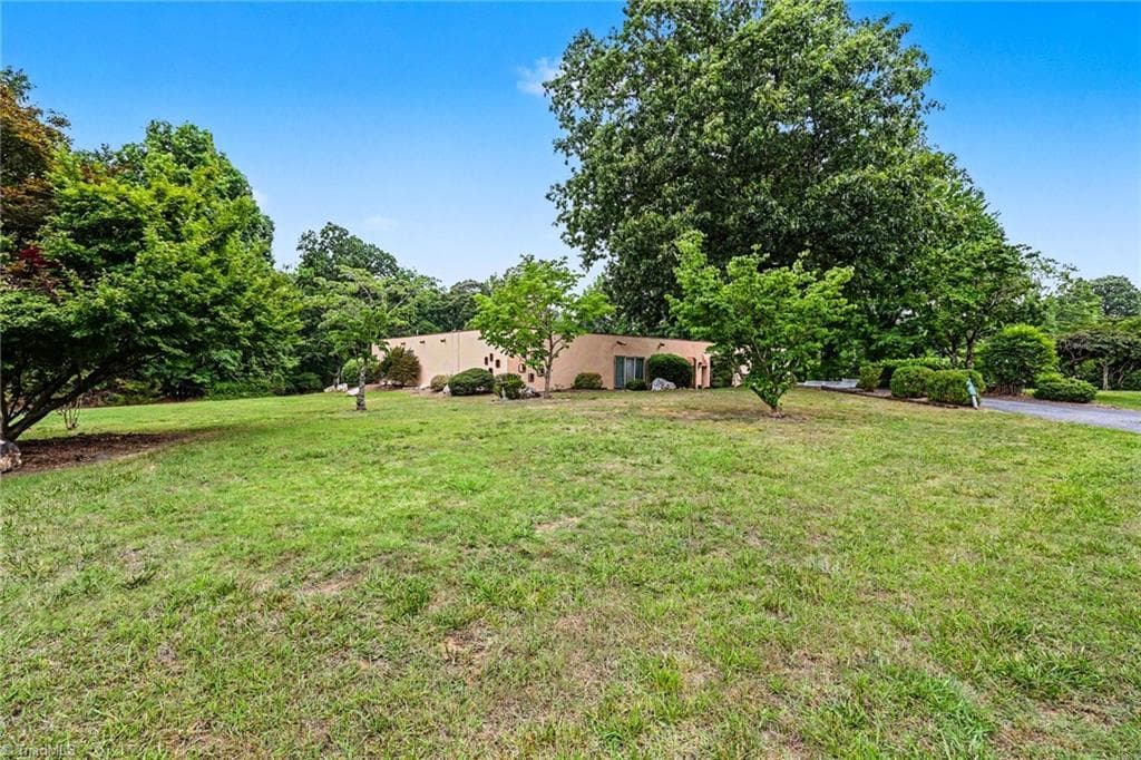 Stick/Site Built at 5427 Tallwood Estates Drive, Thomasville NC 27360, Thomasville, photo 36 of 37