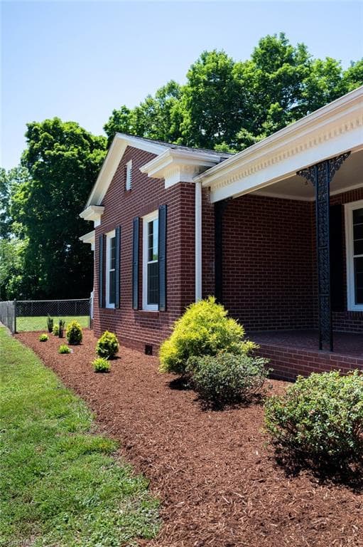 Stick/Site Built at 1006 F Street, North Wilkesboro NC 28659, North Wilkesboro, photo 36 of 41