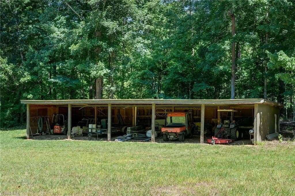 Stick/Site Built at 4501 Kendale Road, High Point NC 27265, High Point, photo 32 of 50