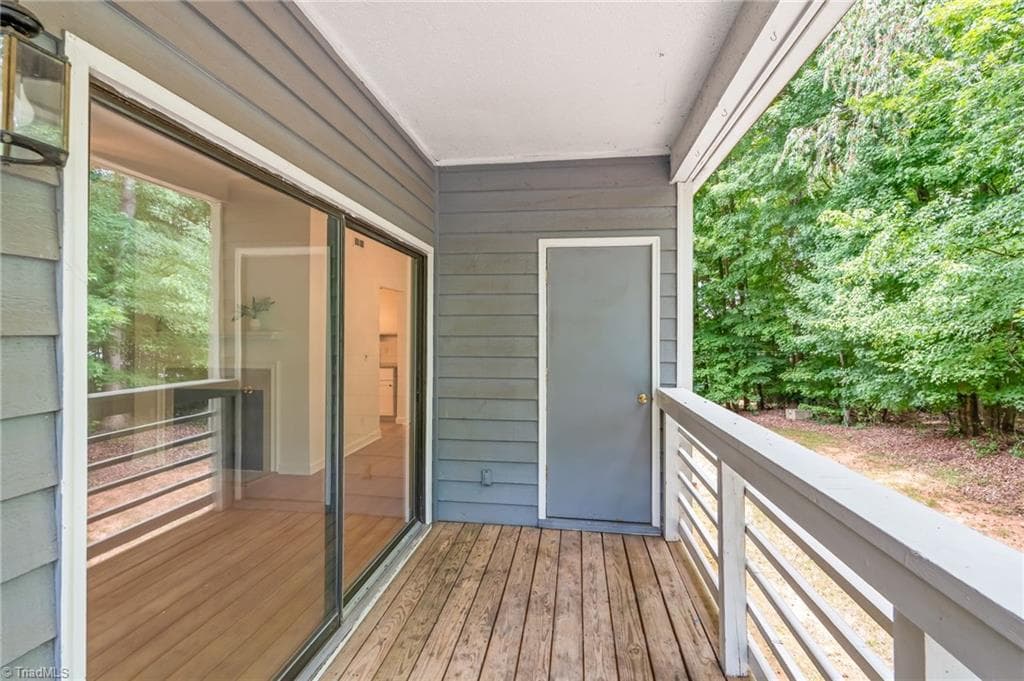 Stick/Site Built at 310 Meadows Circle, Winston-Salem NC 27104, Winston-Salem, photo 25 of 31