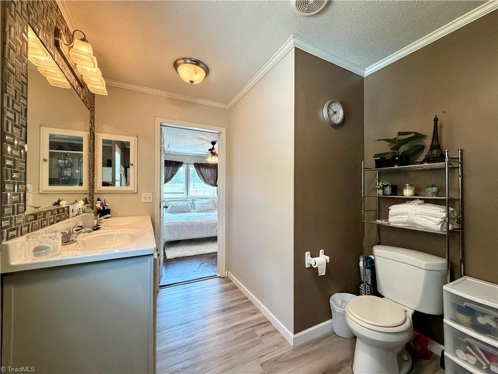 Manufactured Home at 1001 Byrds Curve Road, Elkin NC 28621, Elkin, photo 19 of 40