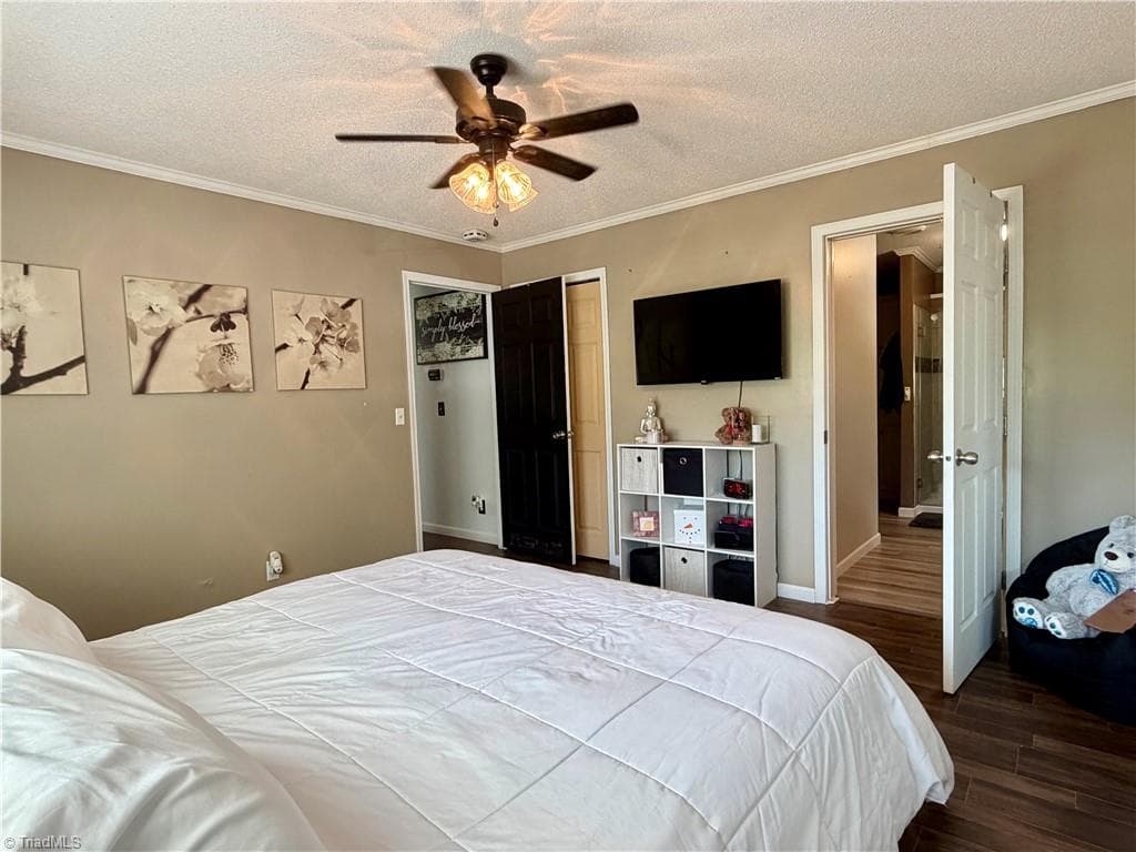 Manufactured Home at 1001 Byrds Curve Road, Elkin NC 28621, Elkin, photo 15 of 40