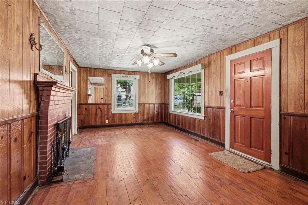 Living Room - 811 Cliffside Avenue, High Point NC 27260, High Point