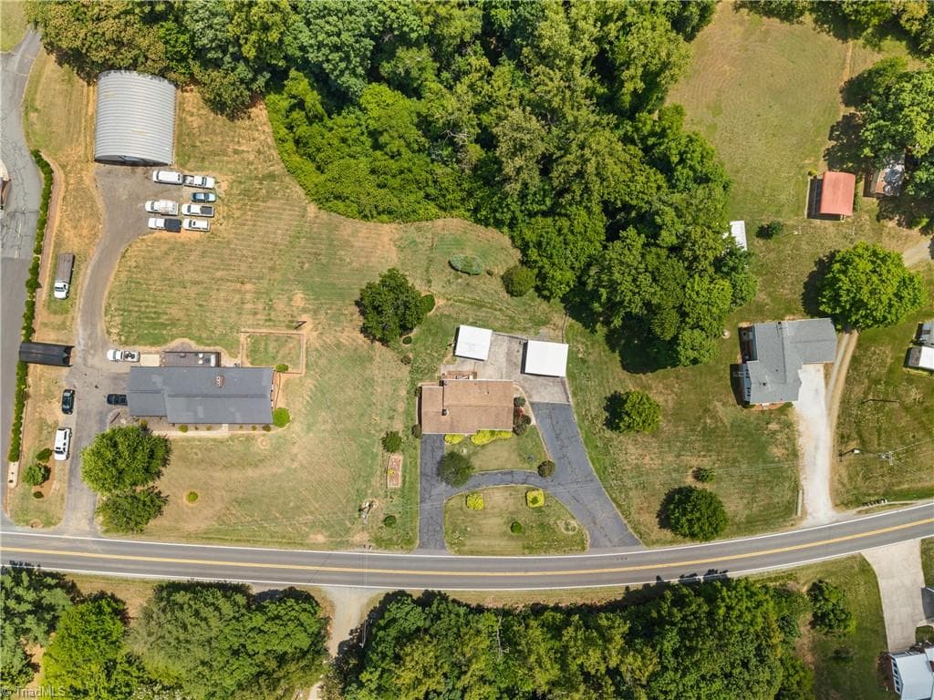 Stick/Site Built at 3211 NC Highway 8 S, Walnut Cove NC 27052, Walnut Cove, photo 34 of 34